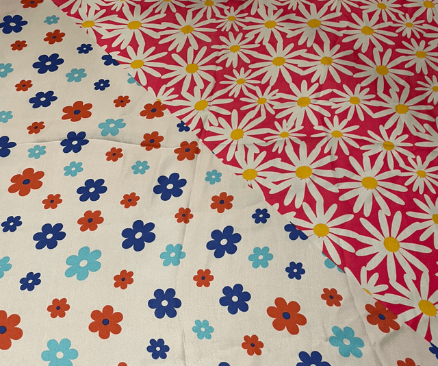 Sjaal 70 x 70cm voor om je hals of als riem. Must have 2025!!!
