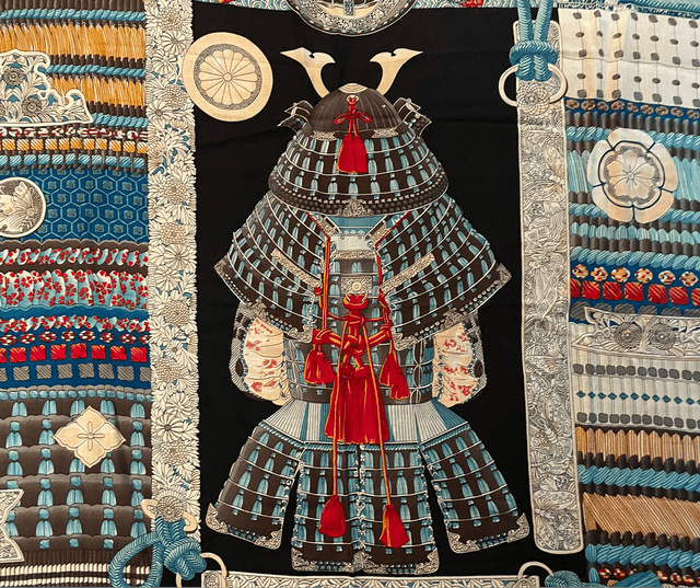 Prachtige sjaal Hermes style . Kriebelt niet 130x 130cm